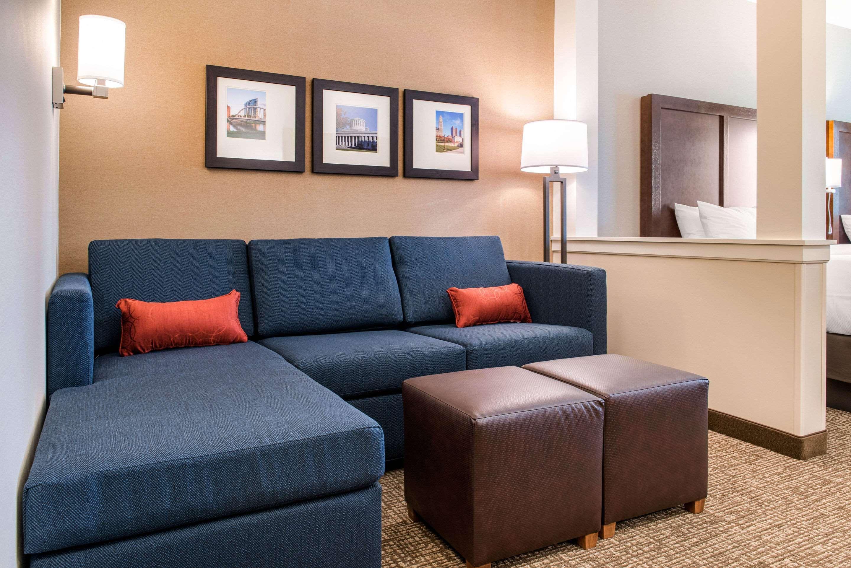 Comfort Suites Columbus Airport Экстерьер фото