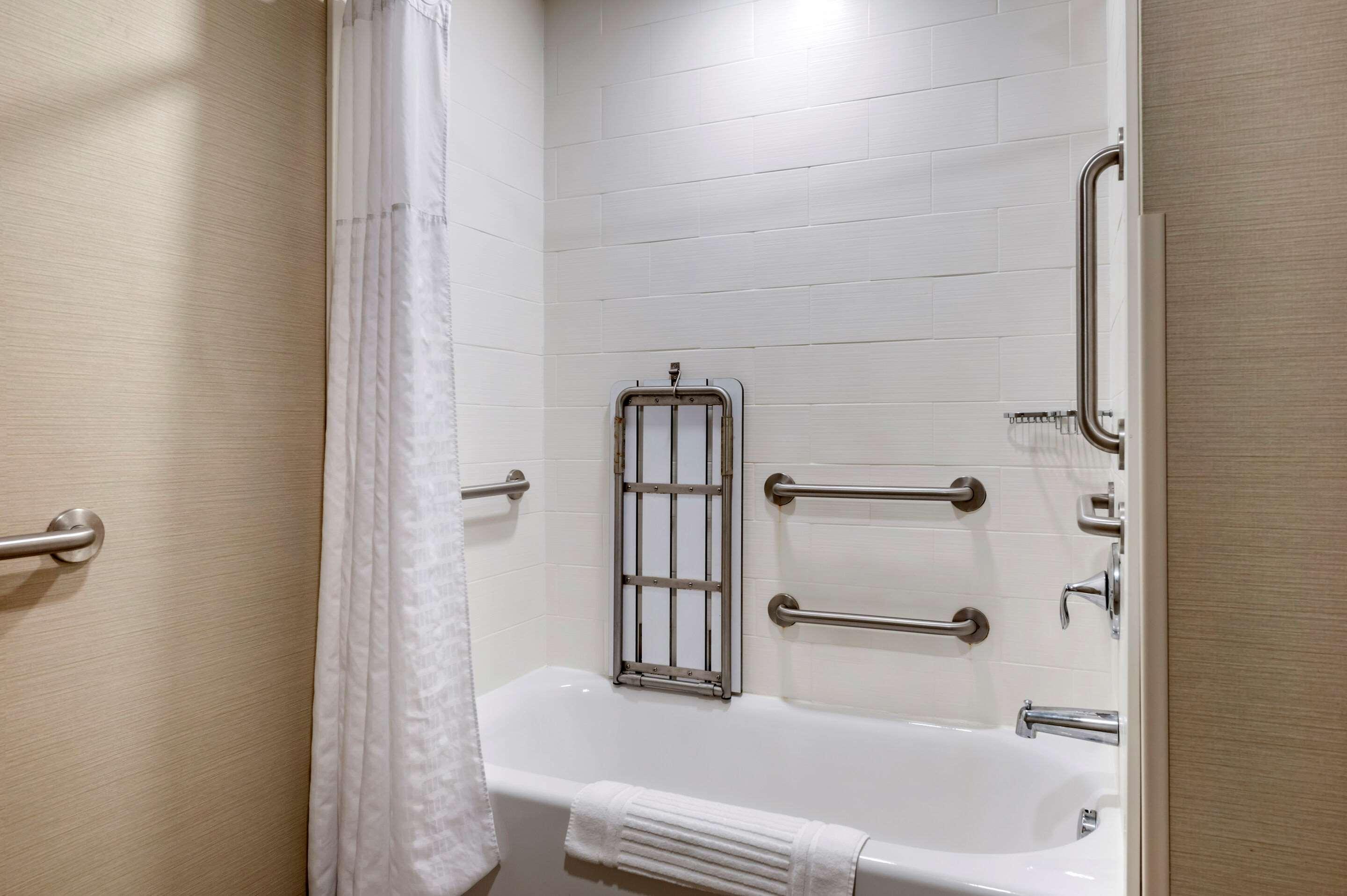 Comfort Suites Columbus Airport Экстерьер фото