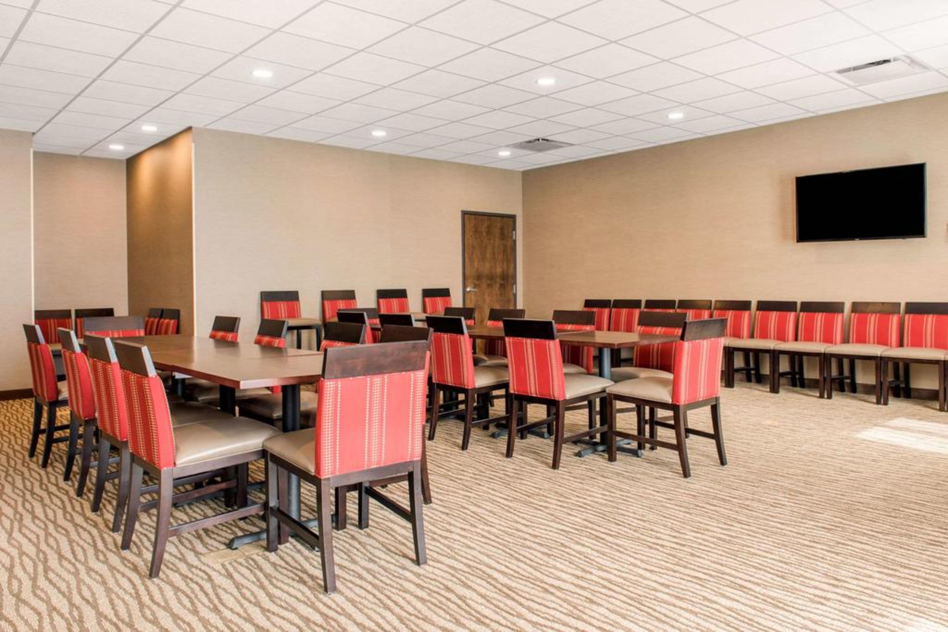 Comfort Suites Columbus Airport Экстерьер фото