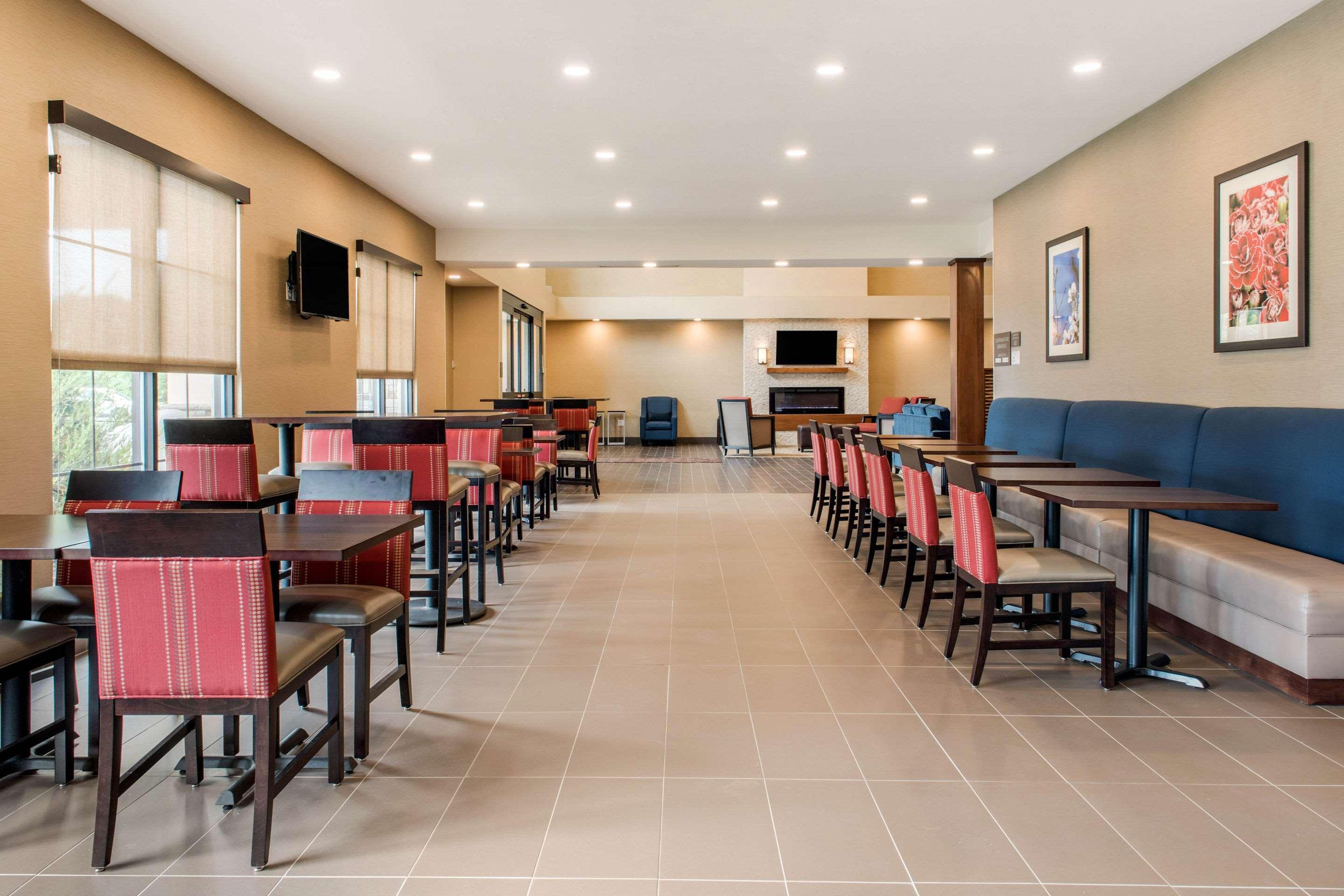 Comfort Suites Columbus Airport Экстерьер фото