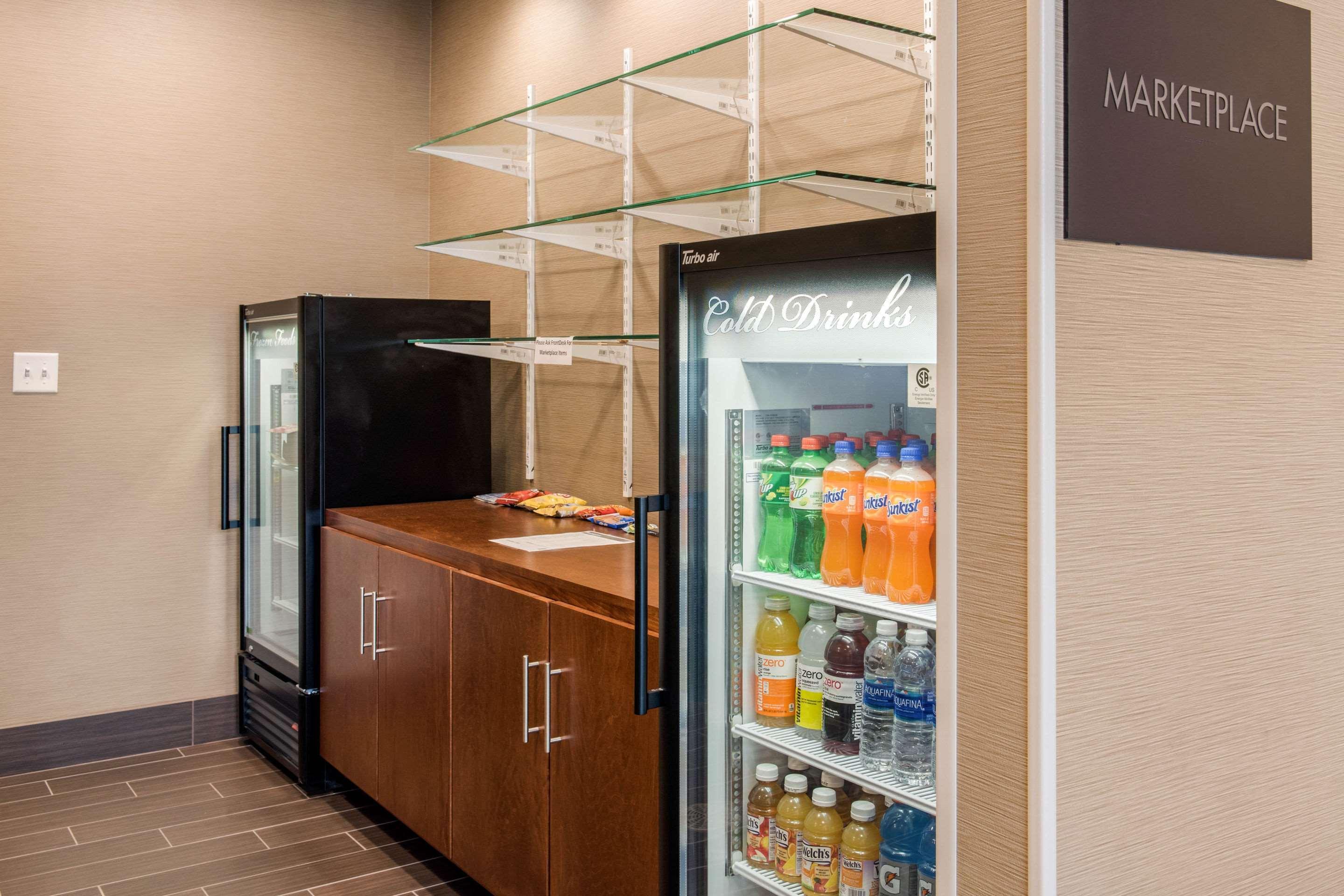 Comfort Suites Columbus Airport Экстерьер фото